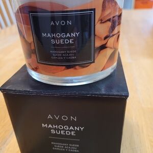 Avon Mahogany Suede Candle